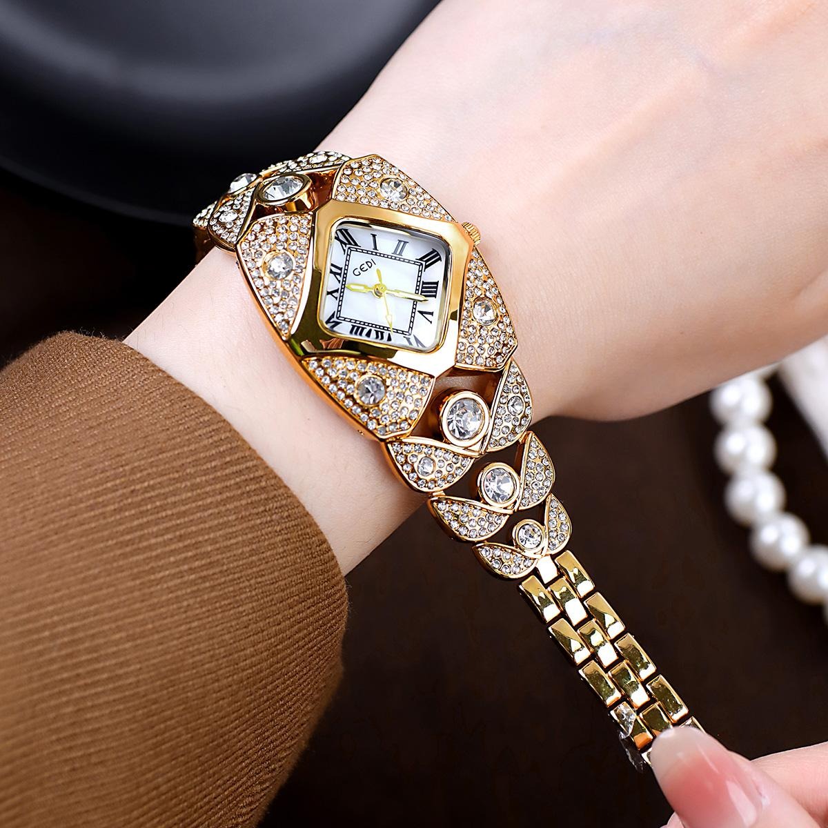 ساعة نسائية عصرية UTHAI L008،  - مراجعة Luxury Watch Gold وسعره
