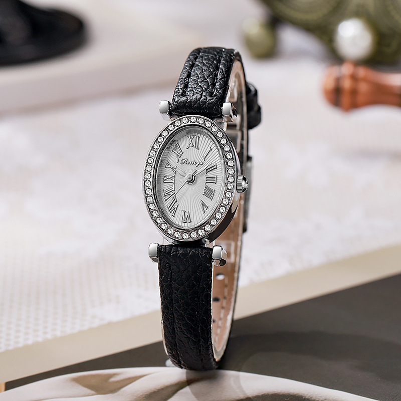 ساعة فاخرة للنساء بتصميم أنيق  - مراجعة Luxury Watch Diamond وسعره
